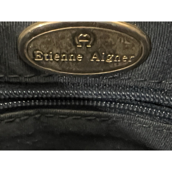 Etienne Aigner Crossbody Shoulder Handbag Purse Soft Leather Navy Blue Classic - Picture 8 of 8